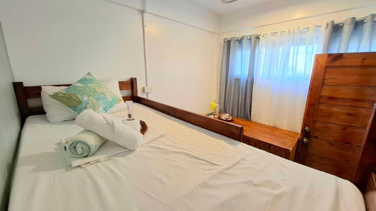Av Suites Puerto Galera Exterior foto
